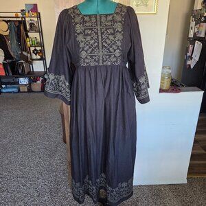 Voriagh "Mivilud" embroidered dress black